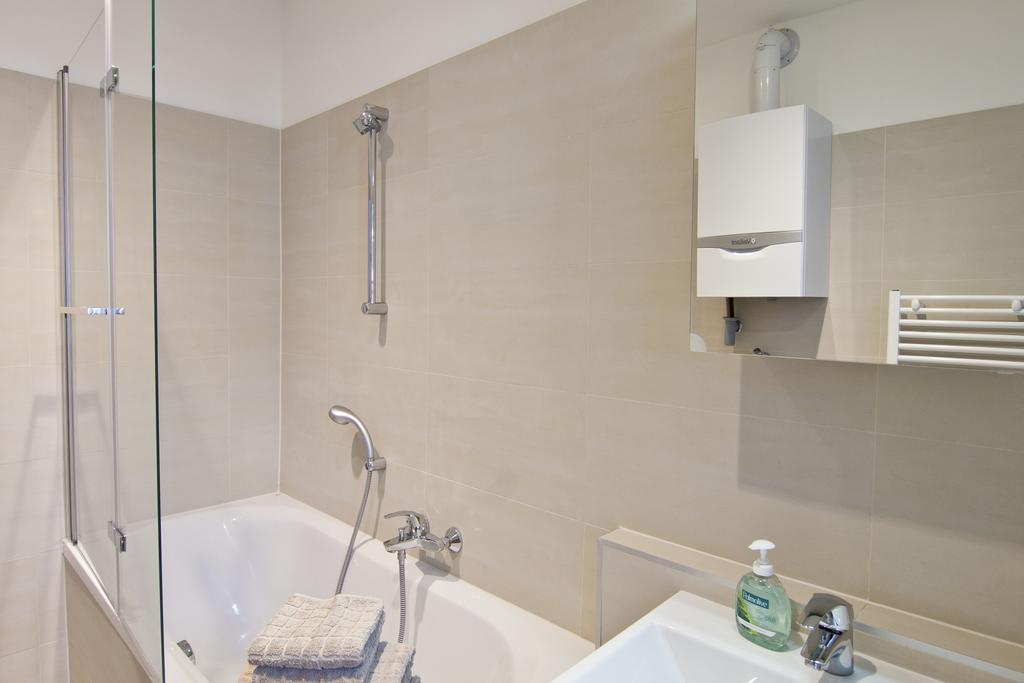 Heymi Apartments Oper เวียนนา ภายนอก รูปภาพ